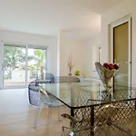 شقة Residenza Ginepri 69 *